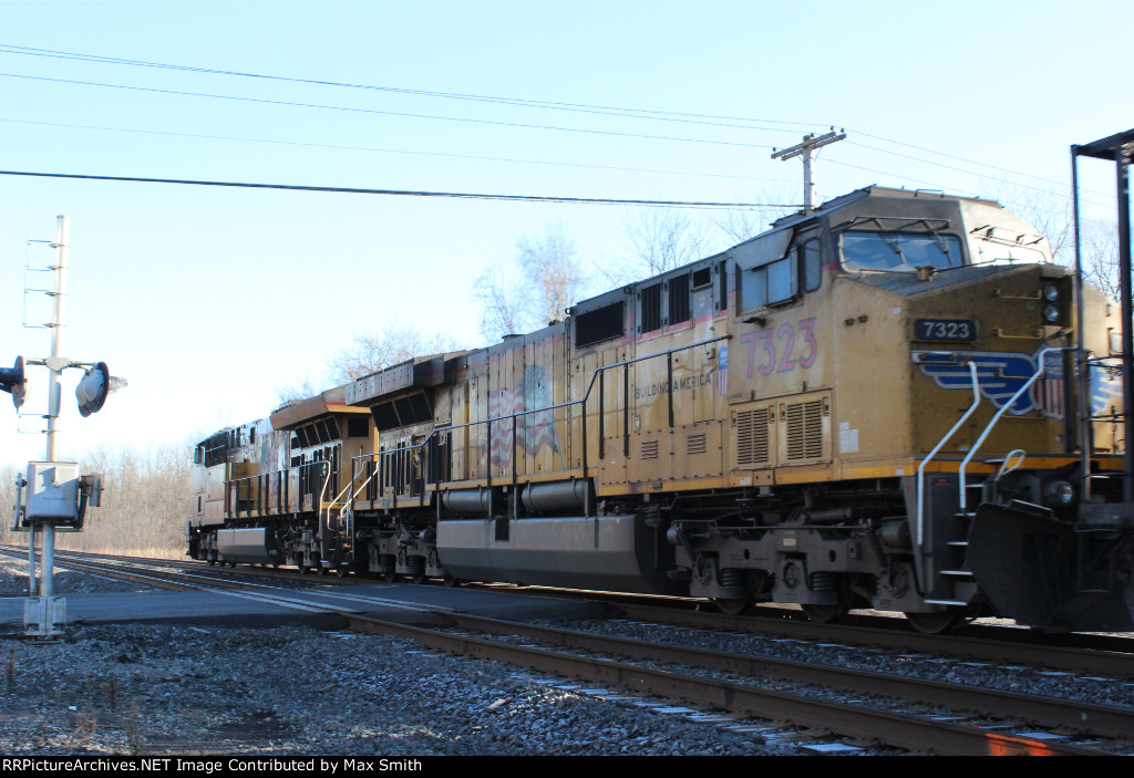 UP 7323 on CSX B741-07